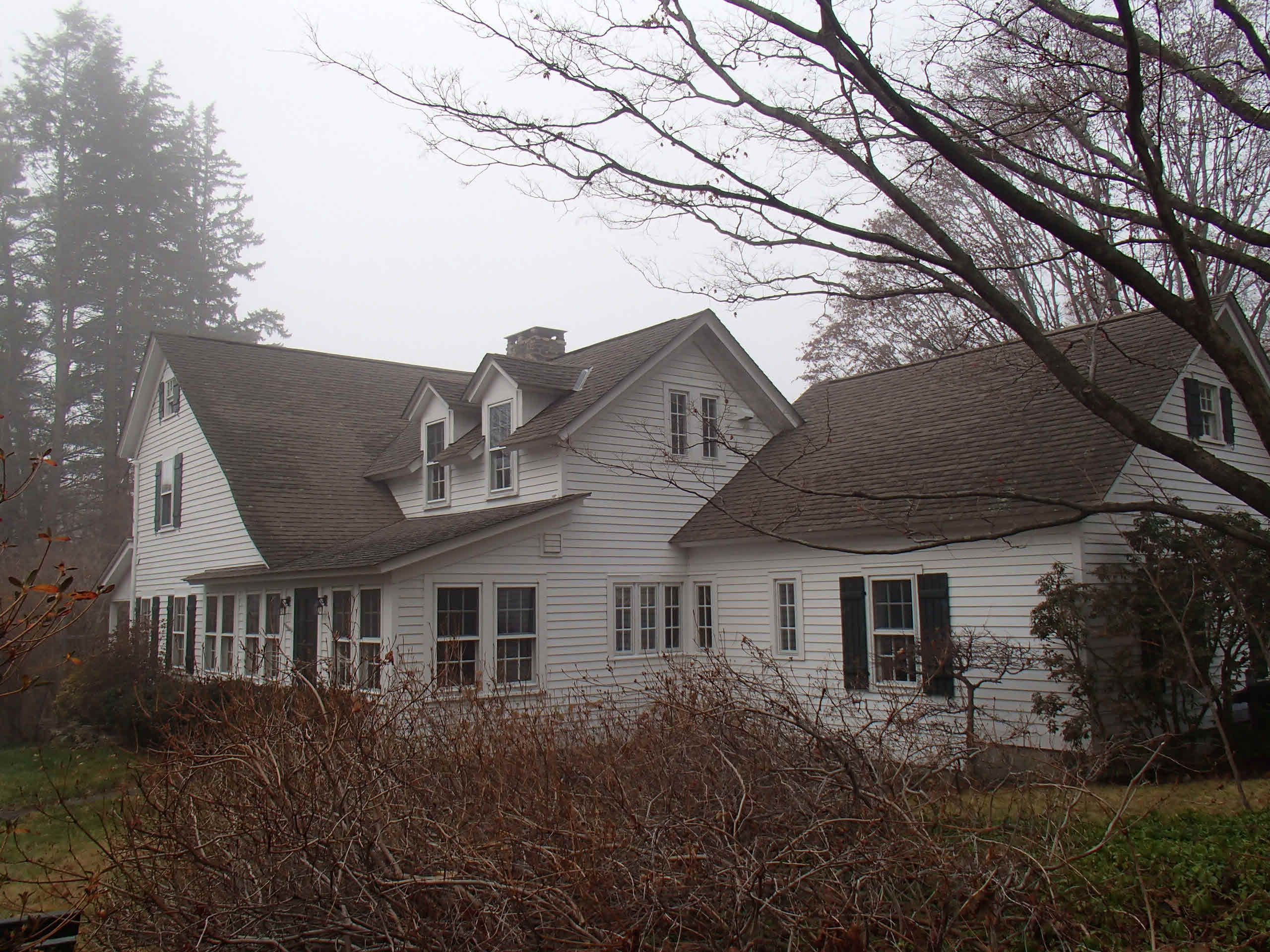 Building photograph for 186 KEELER RD